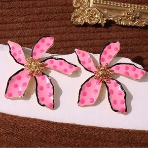 Pink flower earrings